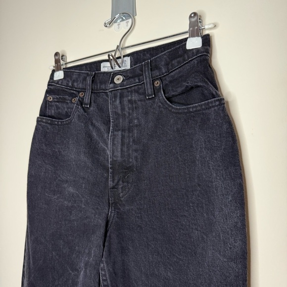 ABERCROMBIE + FITCH Curve Love The 90s Straight Ultra High Rise Black Denim Jean - Picture 6 of 10